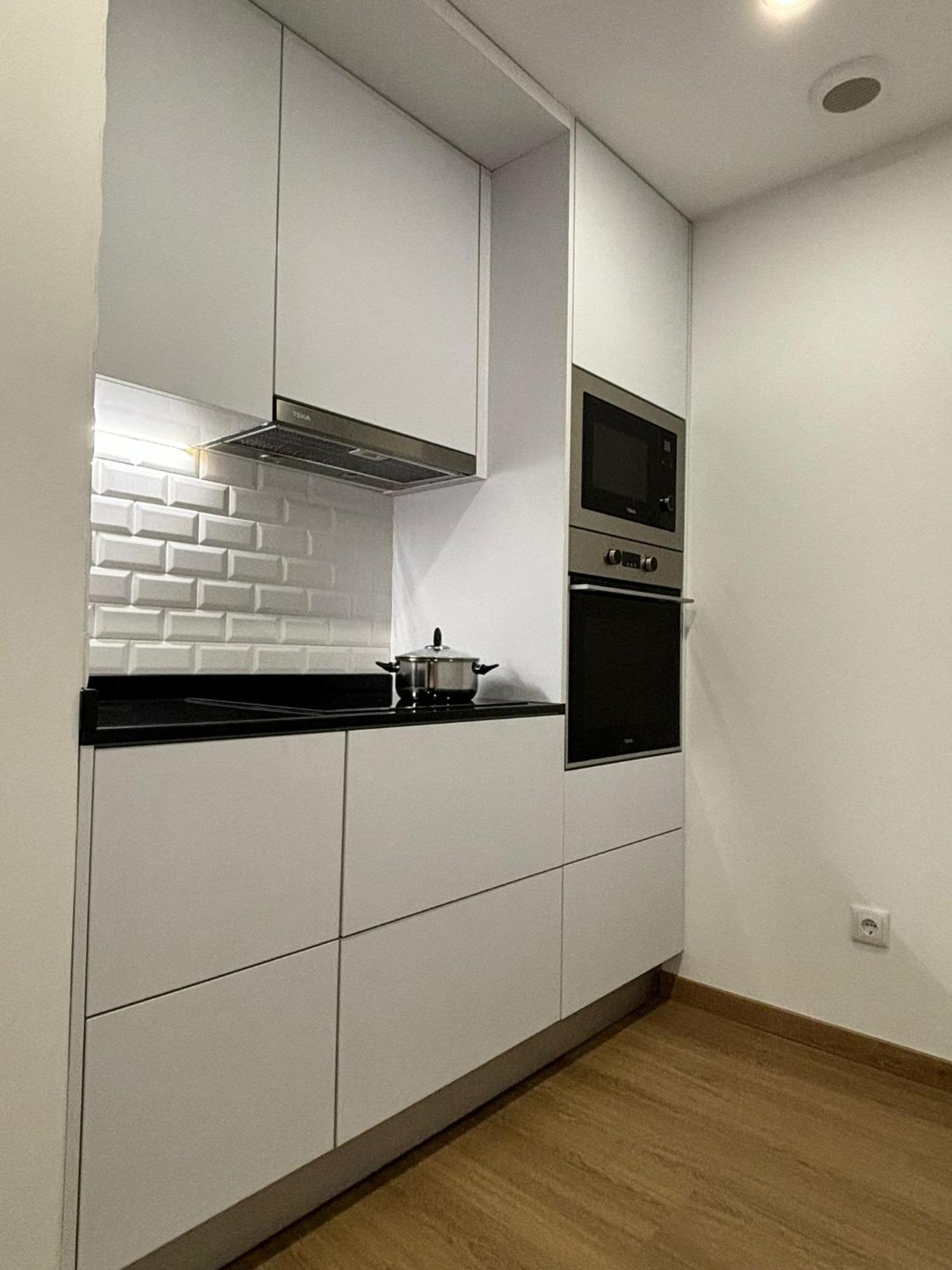 Pink House Apartment มองเซา ภายนอก รูปภาพ